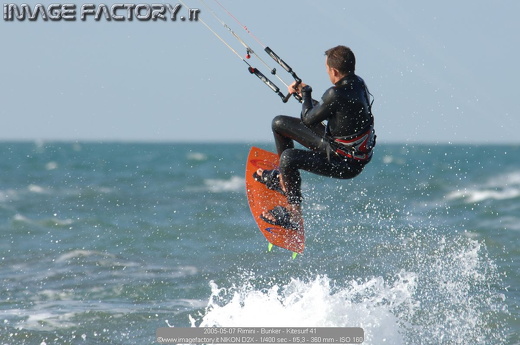 2005-05-07 Rimini - Bunker - Kitesurf 41